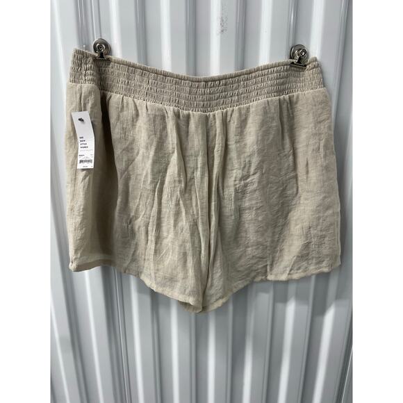 Apt. 9  Lightweight Lined Shorts Size Large Color: Sand - Picture 6 of 6